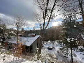 Quiet riverside retreat with all the comforts! - Image 2