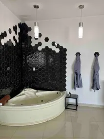 Exclusive penthouse, hot tub - Image 5
