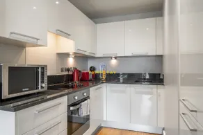 1BR Apt Near Heathrow By Tempstay - Image 2
