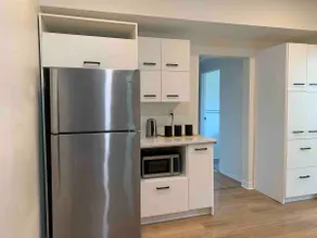 Private Apartment on Queen - Image 5