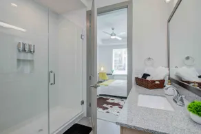 The Luxe Home of Houston - Image 5