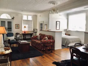 Miss Moyes' Heritage Apt @ The Old Post Office - Image 2