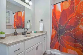 Bright Side Bungalow - Image 3