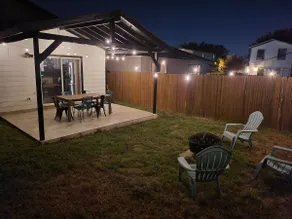 Charming East Austin House *Tesla, COTA, airport* - Image 2