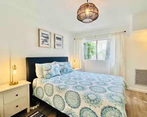 Oceanfront Apartment - Beach View, Private Balcony - Image 3