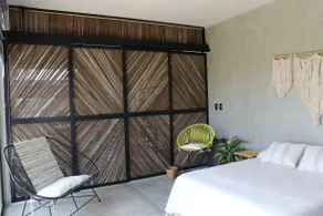 Total relaxation in a sustainable oceanfront loft - Image 5