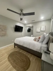 Cozy & newly remodeled home! - Image 4