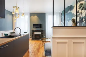 Luxurious Apartment – Parking – 2 Bedrooms – Downtown - Image 5