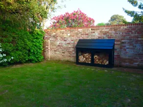 Beautiful studio, own garden, logburner & en suite - Image 5