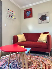 Bright & Beautiful Cottage - Image 3