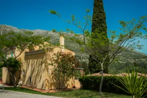 'Phivos Villa'Elegant Villa With Dramatic Mountain & Sea Views, Totally Equipped - Image 4