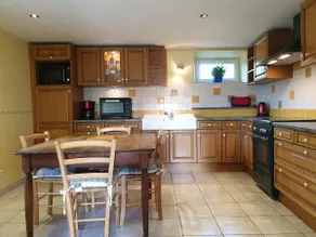 Beautiful comfortable farmhouse 3 bedrooms, 3 beds - Image 5