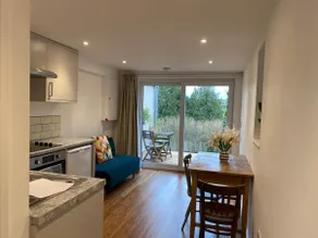 Ashcroft Apartment - Small Home Away From Home - Image 3