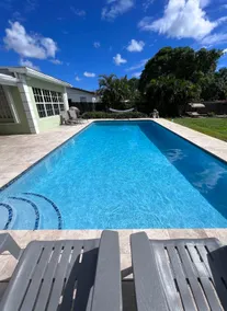 Poolside Paradise, Pool Table and Mins from FTL! - Image 2