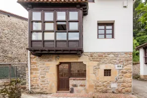 Charming house in Cabuerniga, Cantabria - Image 2