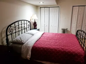 Move Into A Beautiful And Cozy 2 BRs, 1 Bath Unit - Image 4