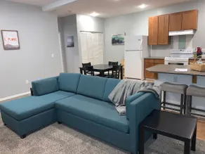 Mother in law Suite w/private entrance - Image 2