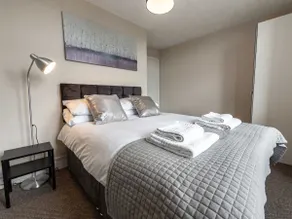 ☆Bright Apartment, Near University + City Centre☆ - Image 3