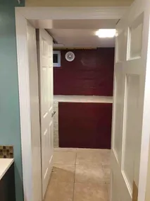 Entire 850sq.ft basement studio apartment - Image 5