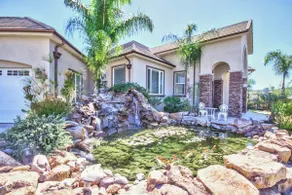 Galleon- Private Single Level Estate on 5 acres - Image 3