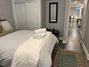 Rouge Basement · Sleeps 6 & Free Parking - Image 5