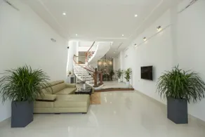 Ben House 4 Bedrooms -3' walk to the Beach. - Image 2