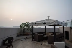 BKC Zenia City Centre : Entire 1 BHK: Omkar Vive - Image 5