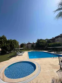 Triplex villa with pool and sea - Image 4