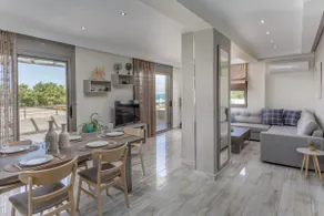 Ammos Beachfront Luxury Apartment - Image 2