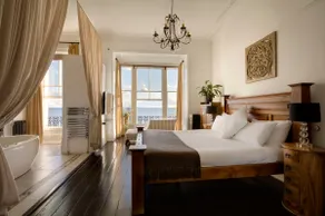 Zanzibar House Award Winning 8-Bedroom Holiday Home - Image 3