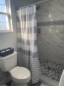 Homey Newly Built Apt w/ WiFi and Private Entrance - Image 4