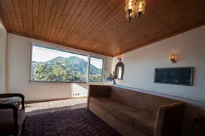 3 Bedroom Modern Lakeview Villa in Nainital - Image 4
