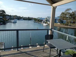 Captains Cove Waterfront Apartments - Image 5