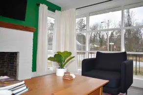 4 blocks to IU Campus- Spacious, Charming & Bright - Image 3