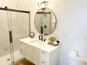 Renovated Townhouse On The Water #5 - Image 4