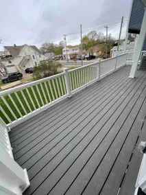 Beautiful Water Views! 1 house from beach - Image 5