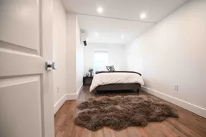 Renovated House Steps Away From The Ocean - Image 4