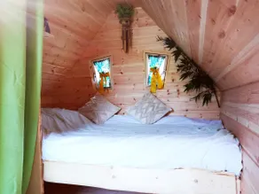 Robinson's Cabin - Image 2