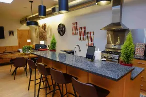 Beeman's Brick Loft - Image 4