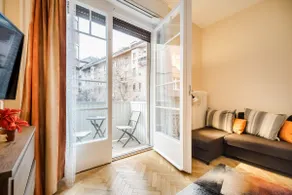 Orange Dream Apartment at Buda center - Image 5