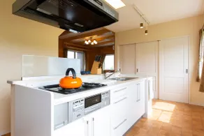 Seto House TSUDA ｜ Private Ocean-View Log House - Image 2