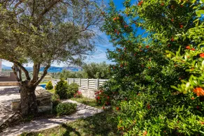 Nereid Villa! Vues sur la mer, piscine chauffée privée et jacuzzi chauffé extérieur! - Image 3