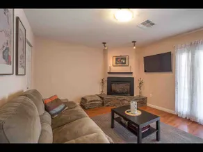 Sunny Vegas Nook - Image 3