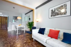 Peaceful refuge in a residential neighborhood - Image 2