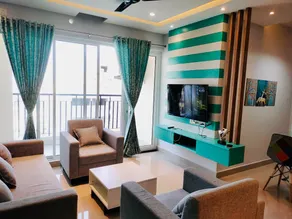 BRAND NEW ULTRA-MODERN SEAVIEW APARTMENT IN OMR! - Image 4