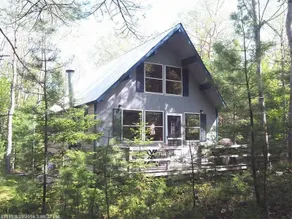 “Cozy Pines” cabin, close to Acadia & Bar Harbor - Image 2