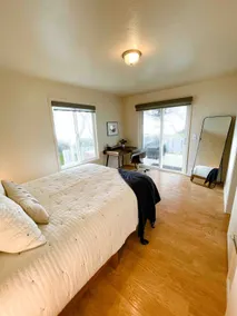 Ocean Front Cottage w/Hot tub - Image 4