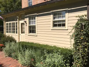 Desirable Historic District Private Apartment - Image 5