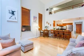 Full loft apartment near Omni Hotel - Image 2
