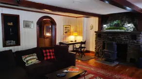 Cottage,  close to Lake, Ski, Hike, Concerts - Image 5